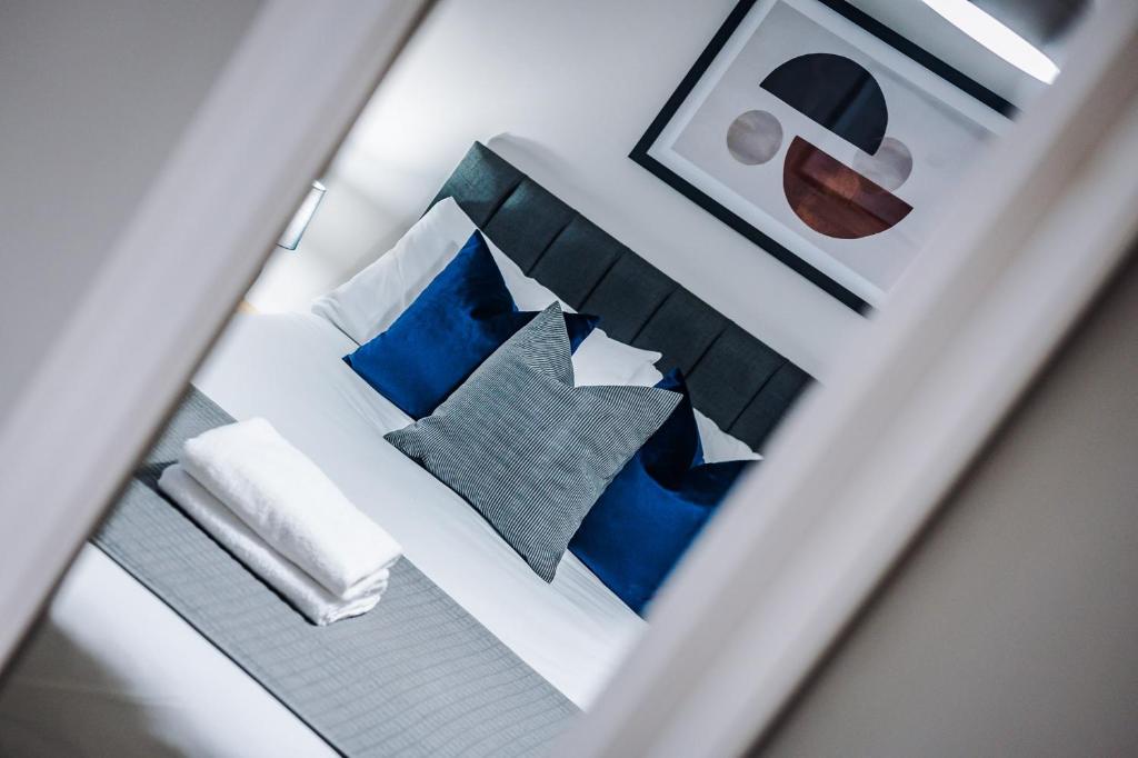 Cosy City-Centre Apartment - Walk Everywhere! photo