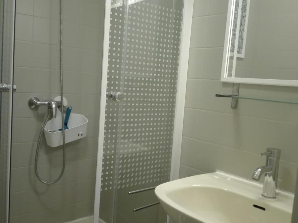 Studio rénové avec balcon à 100m de la plage et piscine - 4 personnes - Les Sables-d'Olonne - FR-1-331-204 - 5