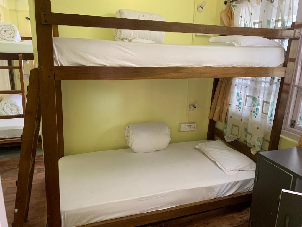 Hideout Backpackers Hostel photo