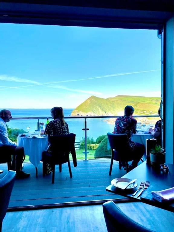 Sandy Cove Hotel photo 6