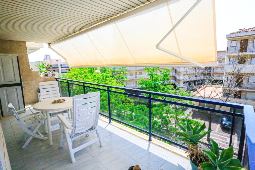 LITORAL COSTA DORADA - ROGER Only families - 1