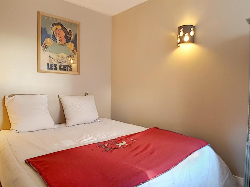 Appartement Les Gets, 2 pieces, 4 personnes - FR-1-454-56 photo