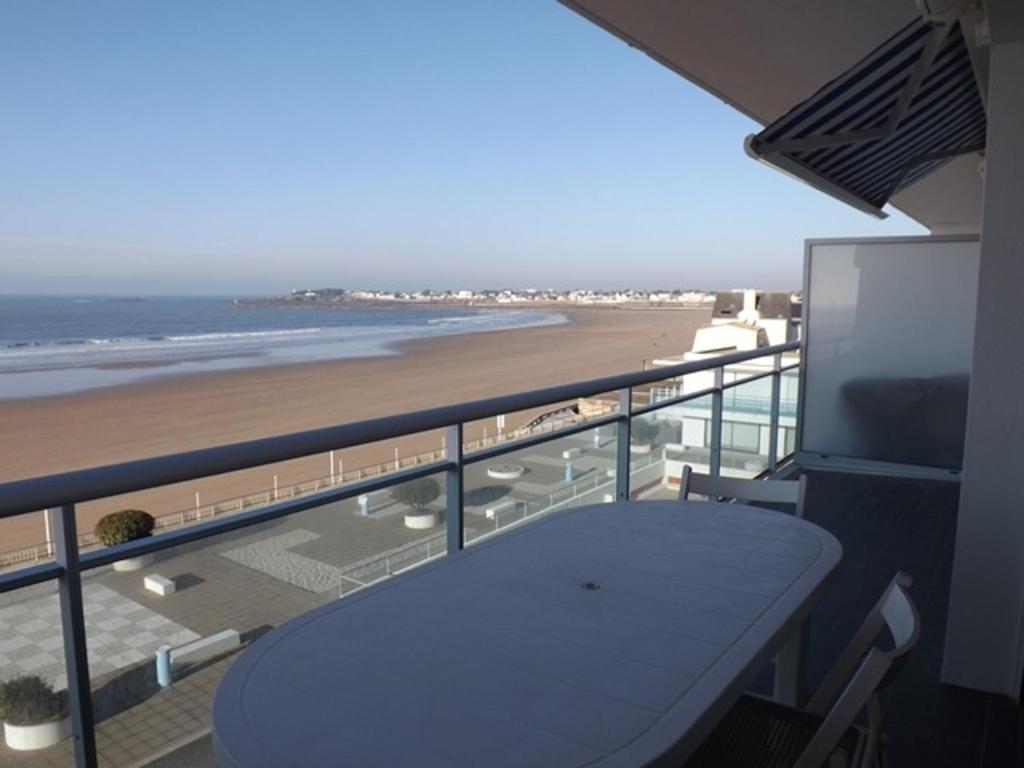 Appartement Saint-Gilles-Croix-de-Vie, 3 pieces, 6 personnes - FR-1-428-63 photo