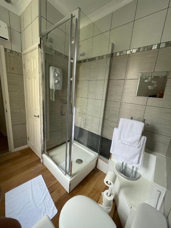 Flat 2, Ty Newydd, Barmouth photo 2