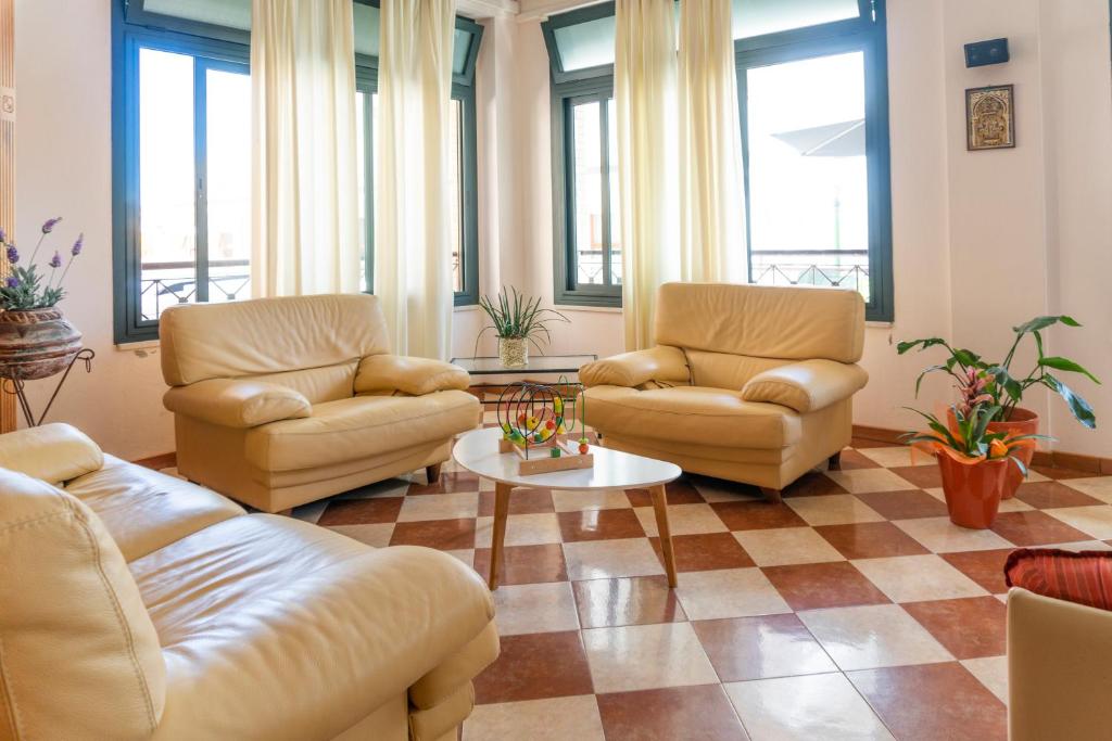 Hotel Martinez - 5