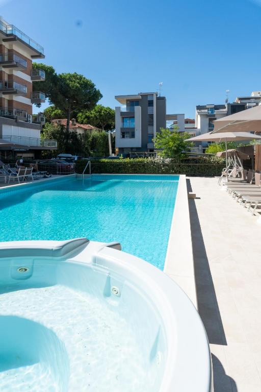 Hotel Martinez - 1