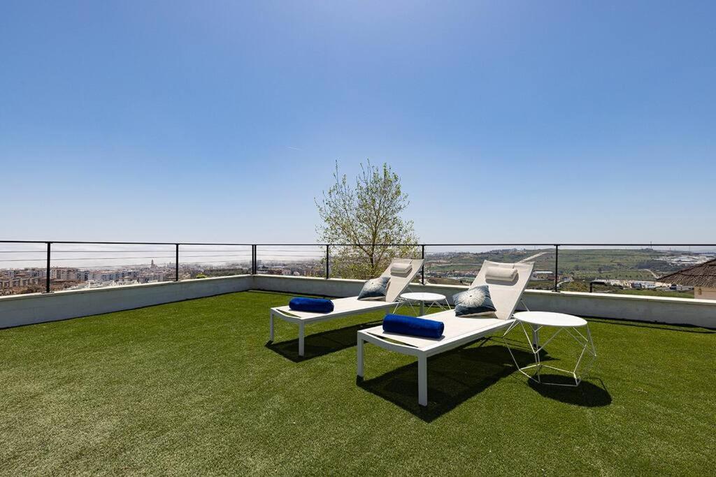 Ground floor 4 Bedroom Apartment @ Estepona Hills! - 3