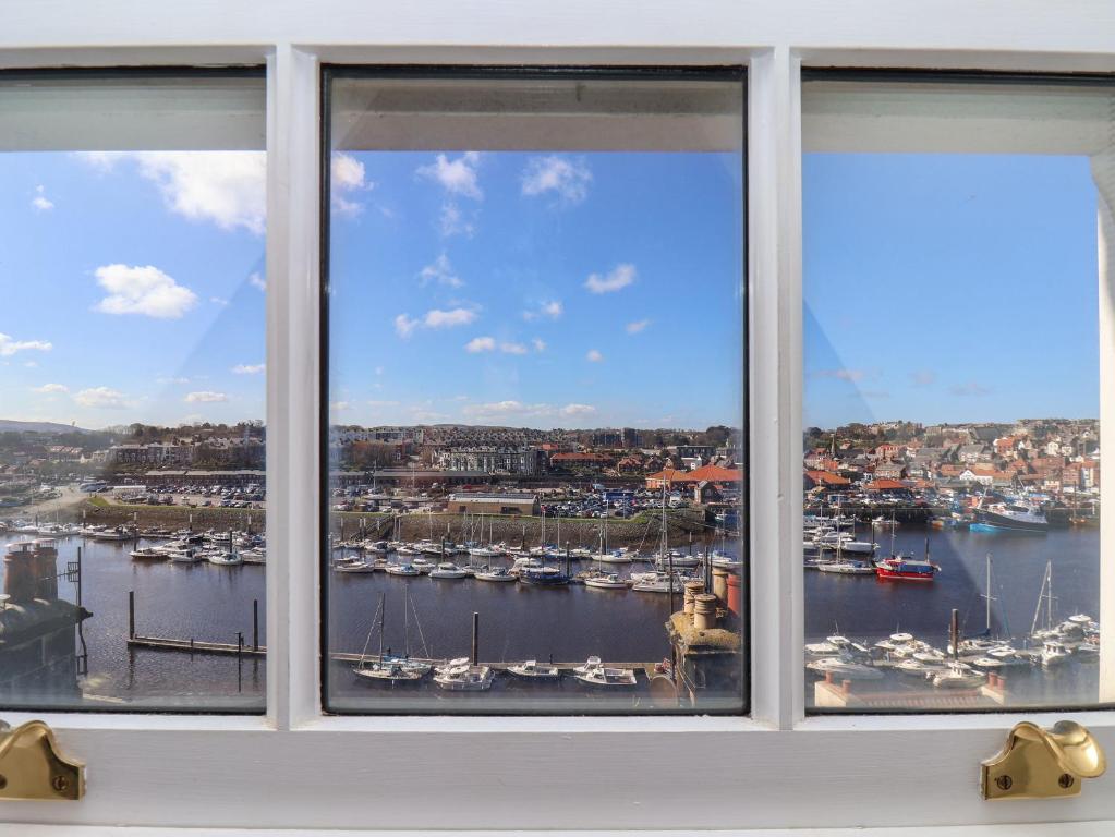 Navigators Rest, Уитби