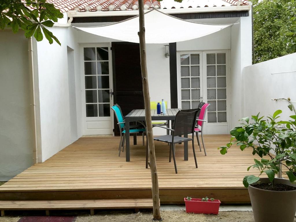 Maison familiale avec jardin, parking privé et wifi aux Sables-d'Olonne - FR-1-331-35 - 2
