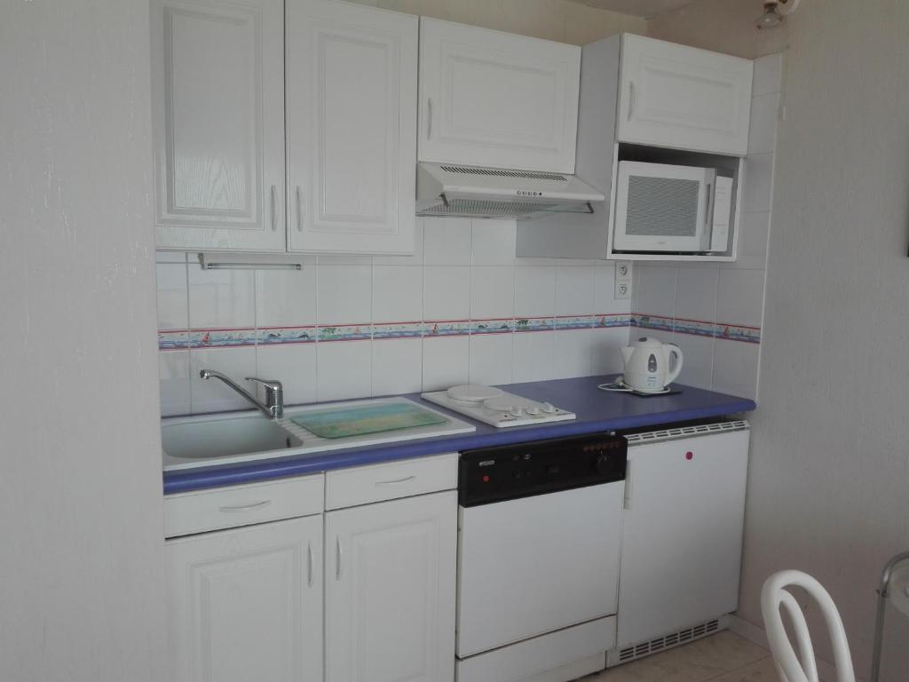 Studio Confortable 4 Pers, Face Plage, Sud - FR-1-331-87 - 2