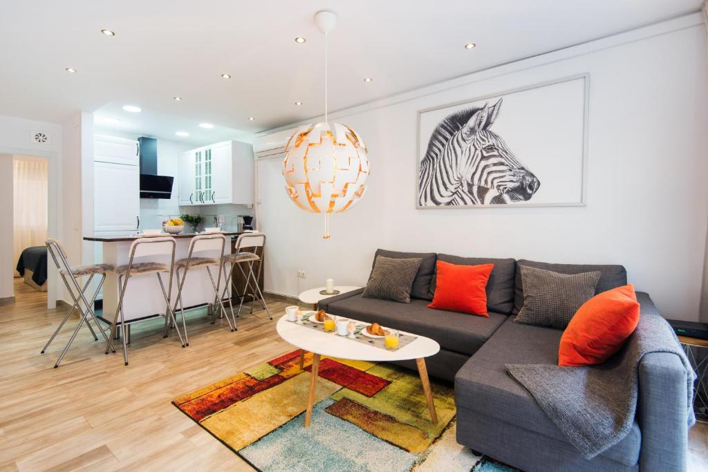 LOS BOLICHES 2ND LINE BEACH APARTMENT - 3