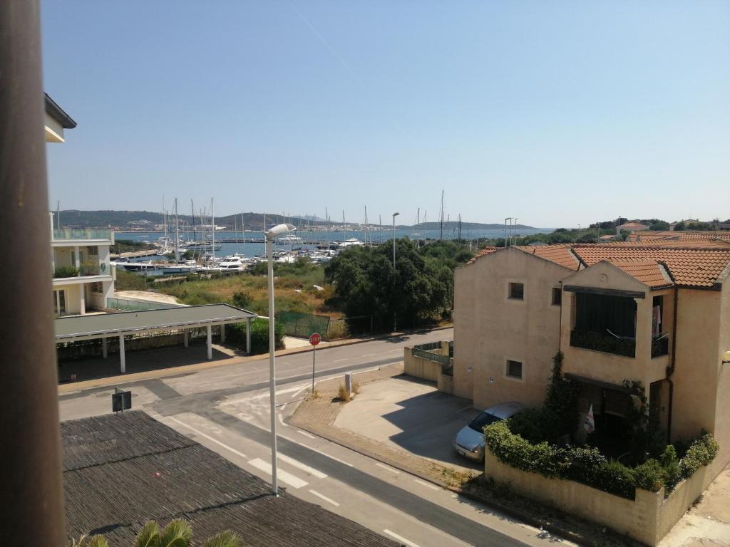 Lo Sguardo sul Mare - Holiday Apartment - 3