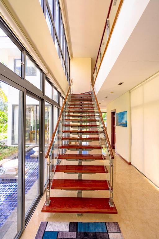 Luxury Ocean view villa - Free Airport Pick Up photo