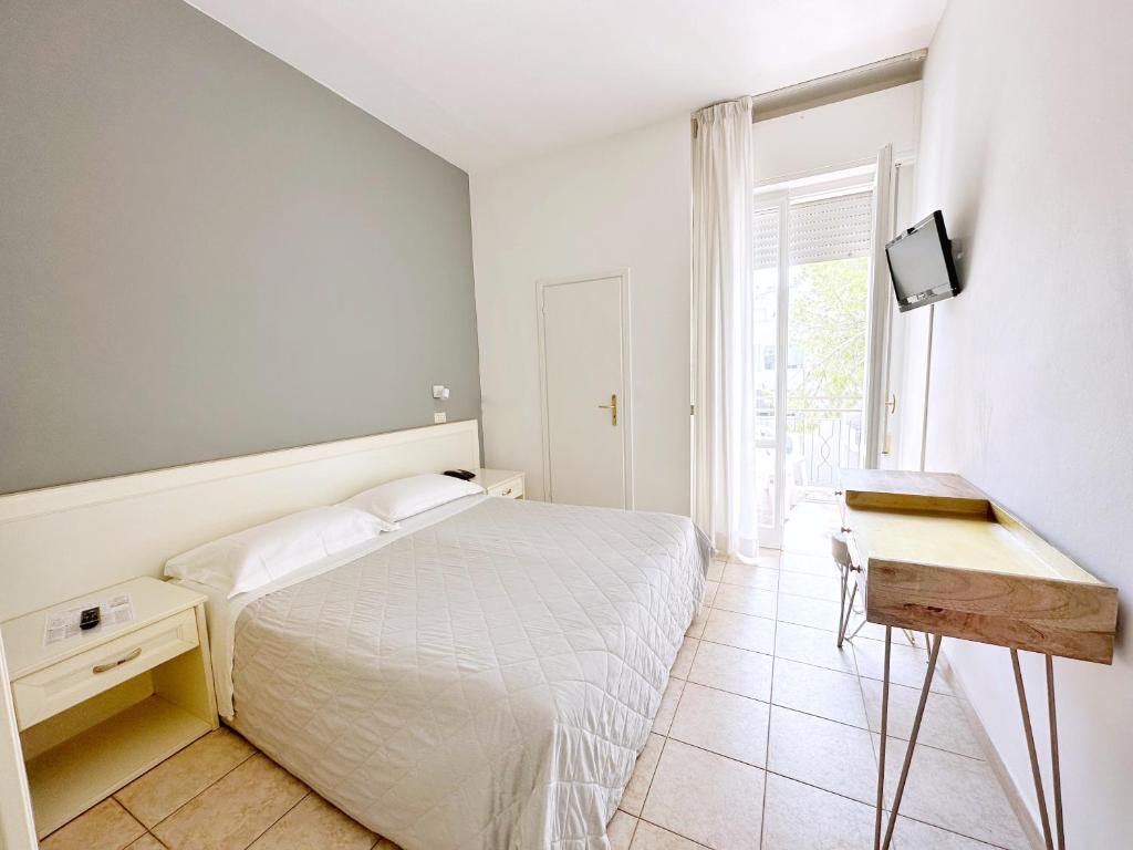 Aura Living Hotel - 5