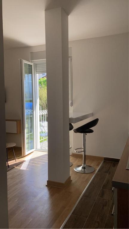 Studio M - 1