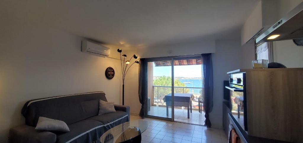 Port Frejus Est, Le Capitole, Studio 27m2, vue mer - 5
