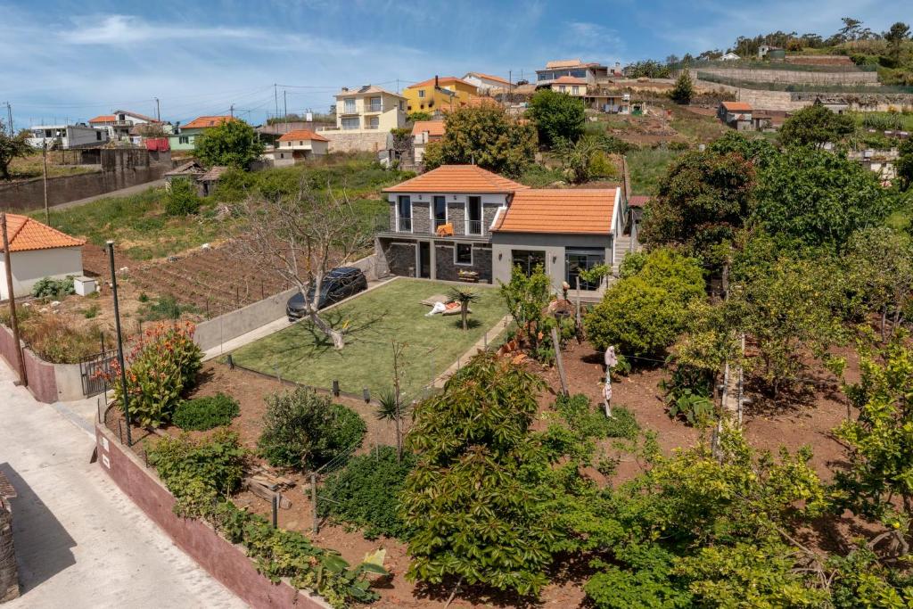 Casinha dos Canhas by An Island Apart, Ponta do Sol