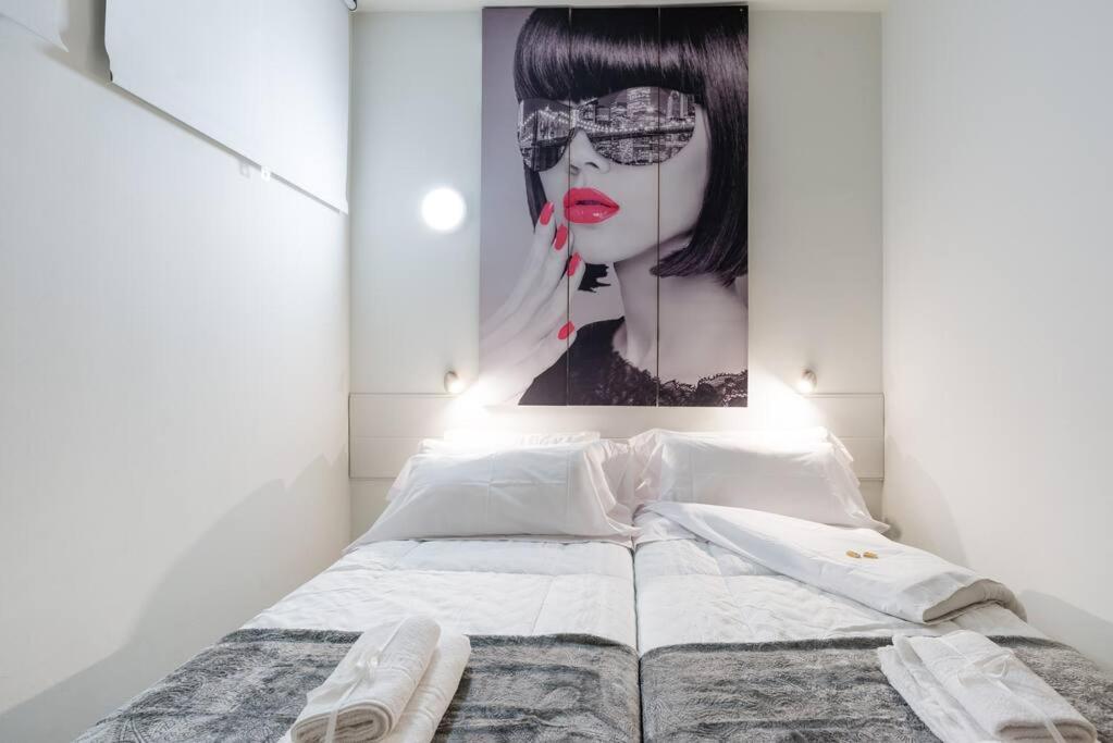 Incredible luxury location in Puerto Banús beach for families, Marbella