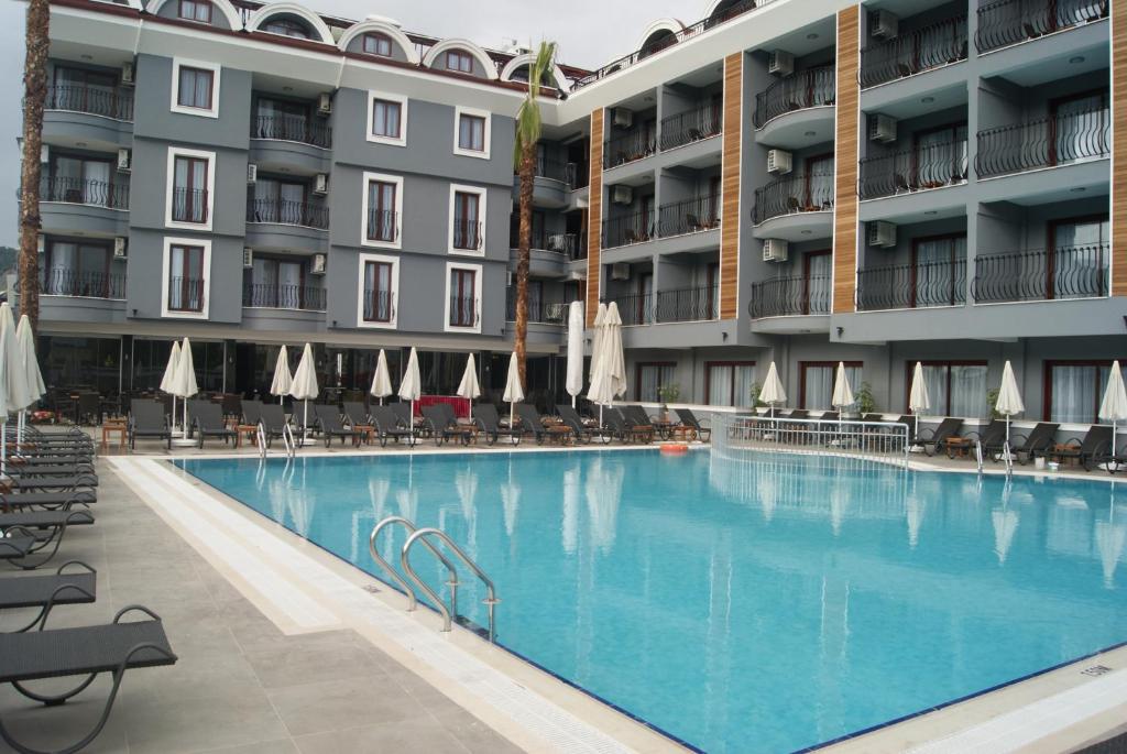 Club Viva Hotel — Swimming pool in Marmaris, Mugla