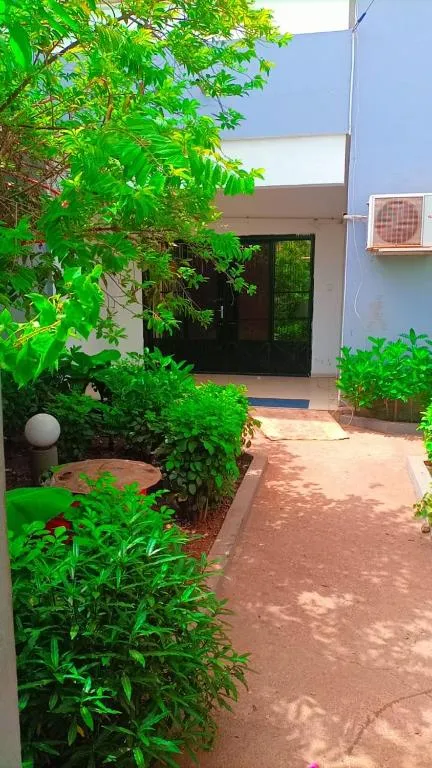 Le TOUNKARANKE residence FASSO KANU- villa-, hotel in Bamako