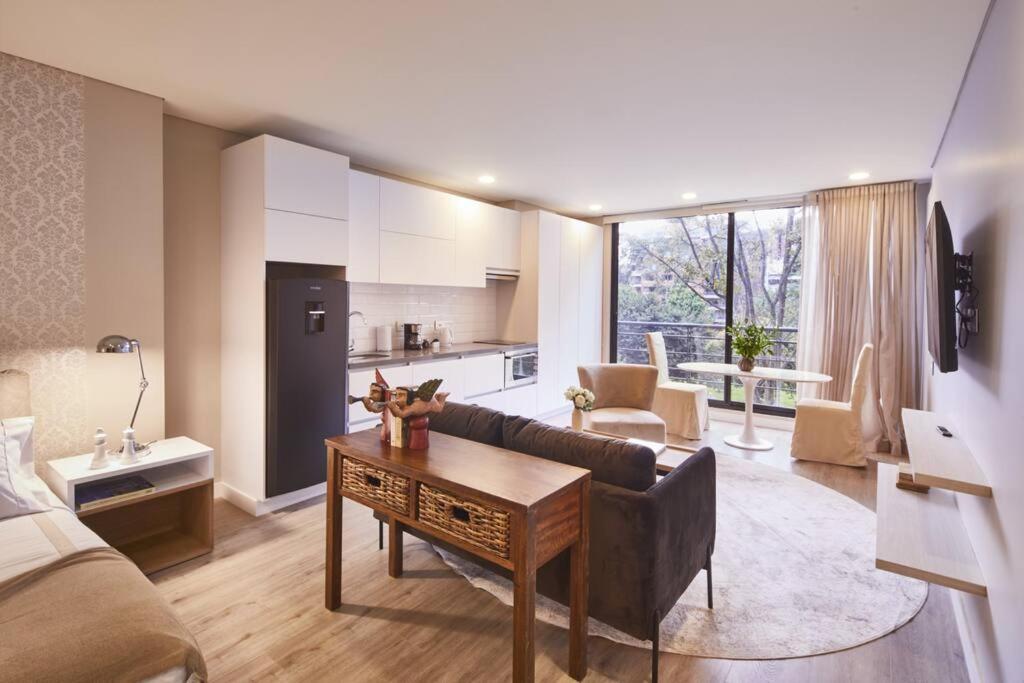 305 New Fancy Loft Parque El Virrey by LETOH, Bogotá