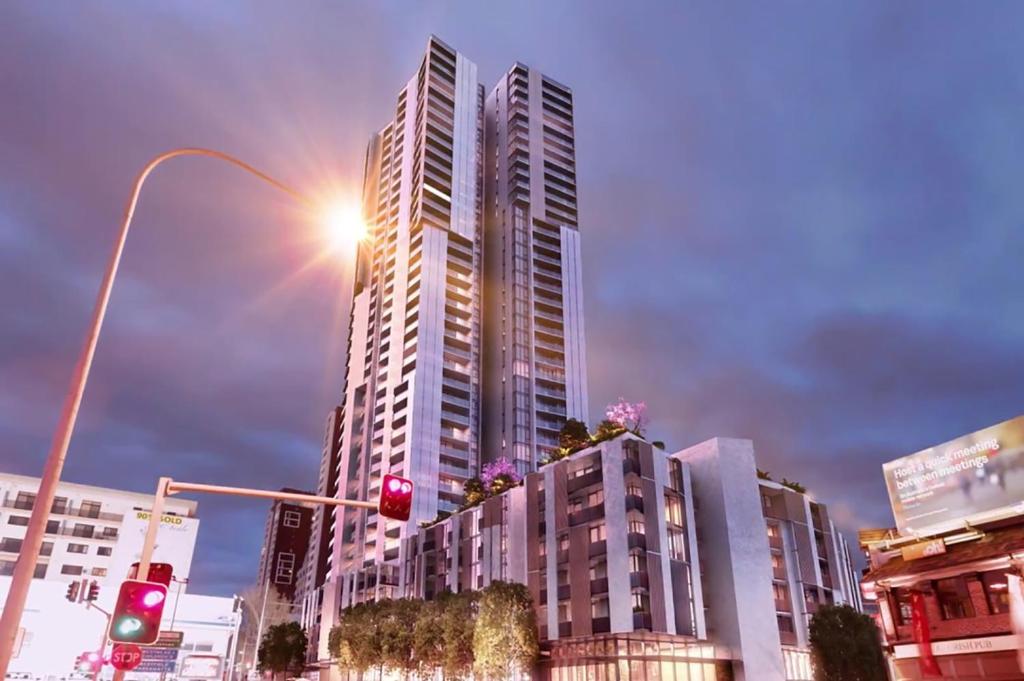 The Occidental Pearl, Sydney