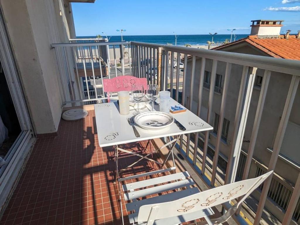 Appartement rénové avec vue mer - 4 pers. - FR-1-696-39 - 1