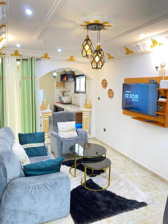 N-E Meublé 1, Douala