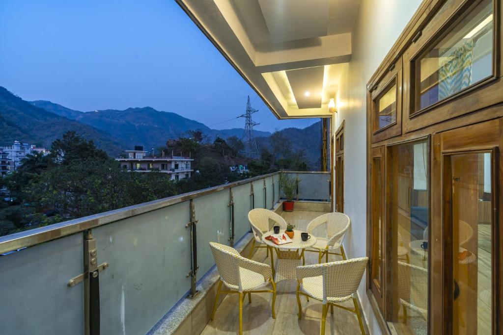 Zostel Rishikesh (Tapovan) photo