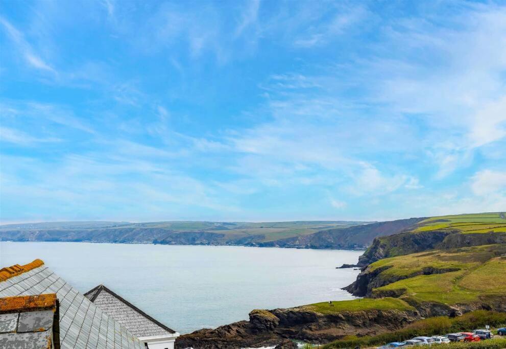 Number 9, Port Isaac Bay Holidays, Port Isaac