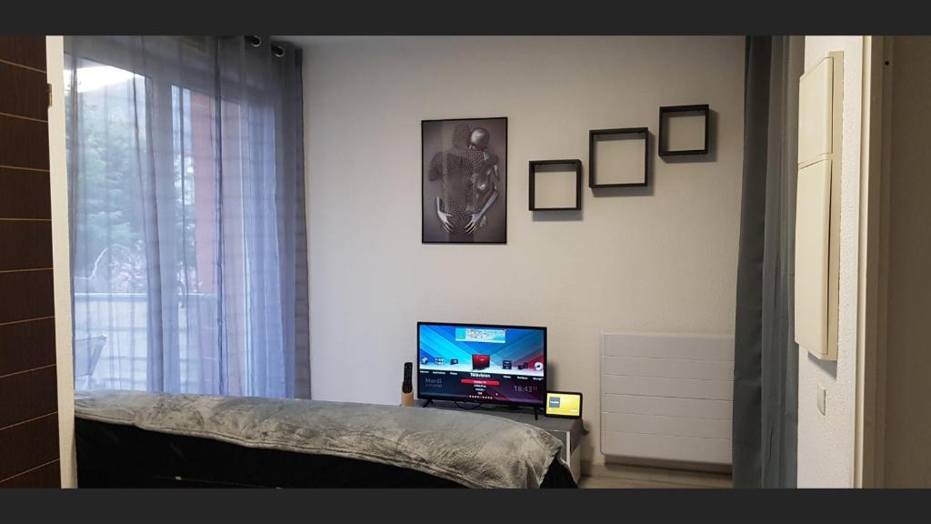 T2 avec balcon plein sud, Lurdy