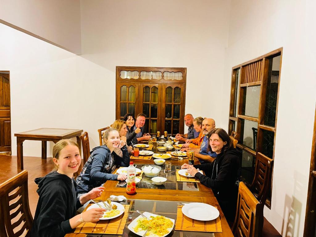 travellers nest inn photo