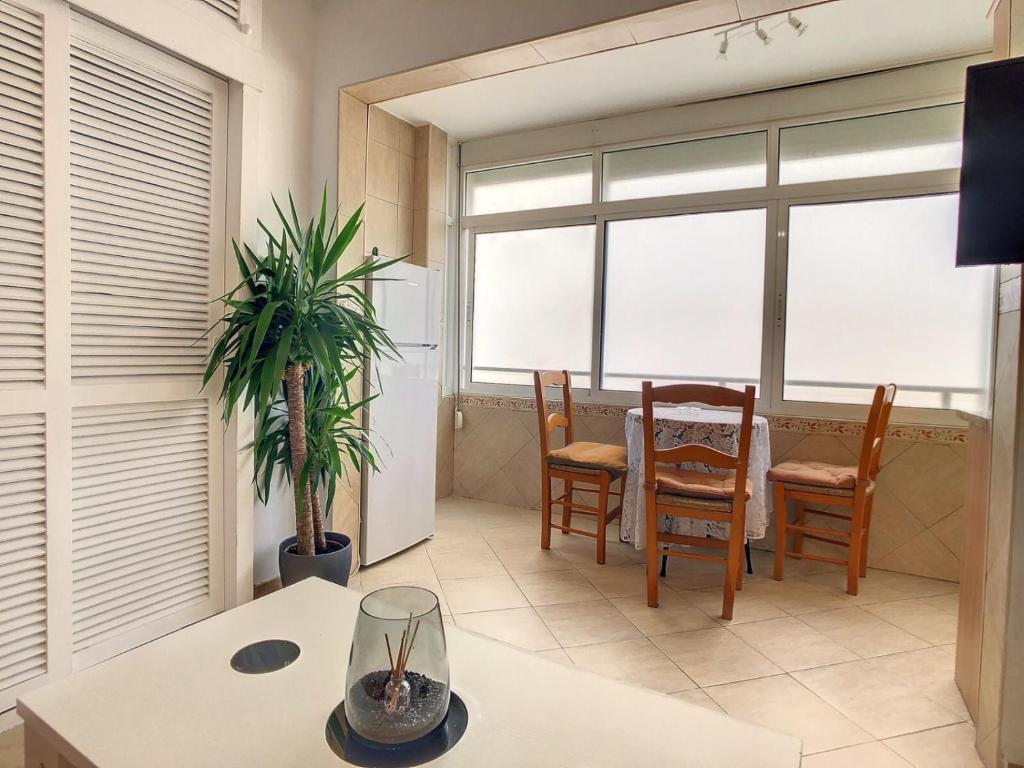 Urban&Vacay! Suite - Torremolinos City Centre - 5