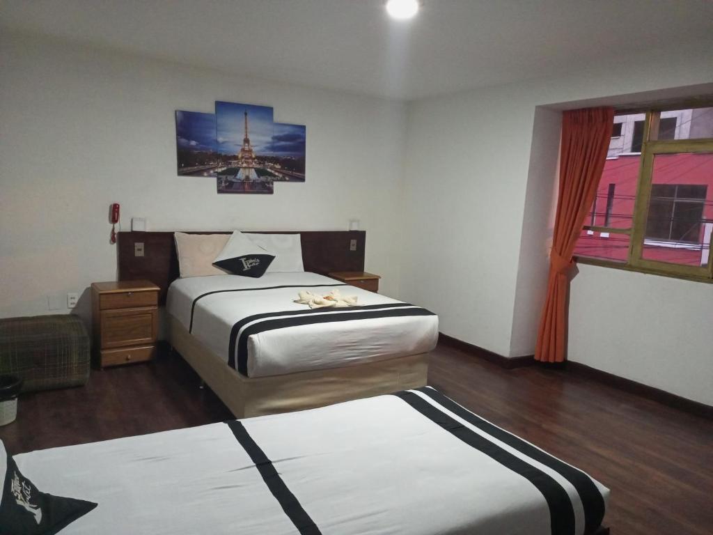 Isabela Hotel photo