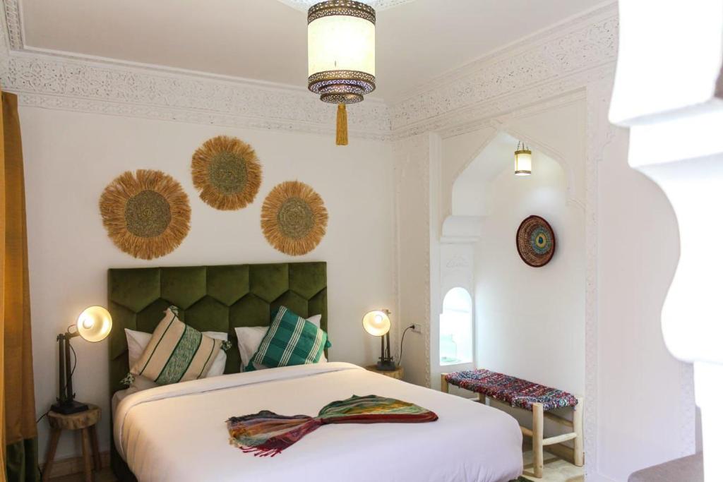 Riad Kechmara photo