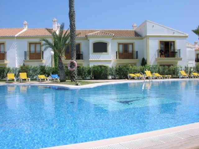 Urbanizacion 1ª Linea Vera Playa ID 7345013 - 2