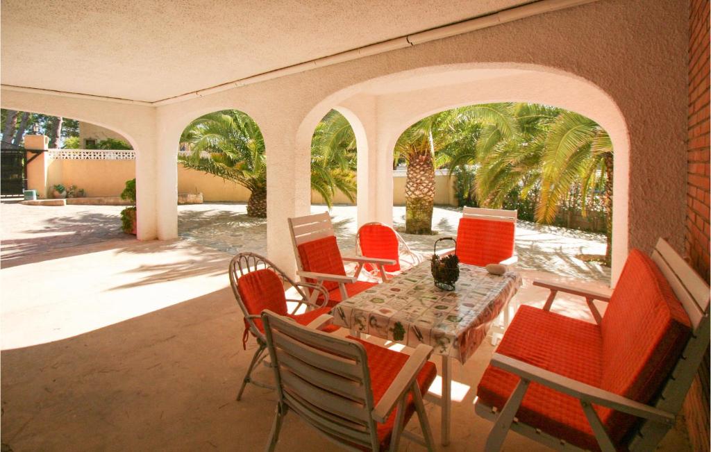 Amazing Home In Calp With Wifi - 4