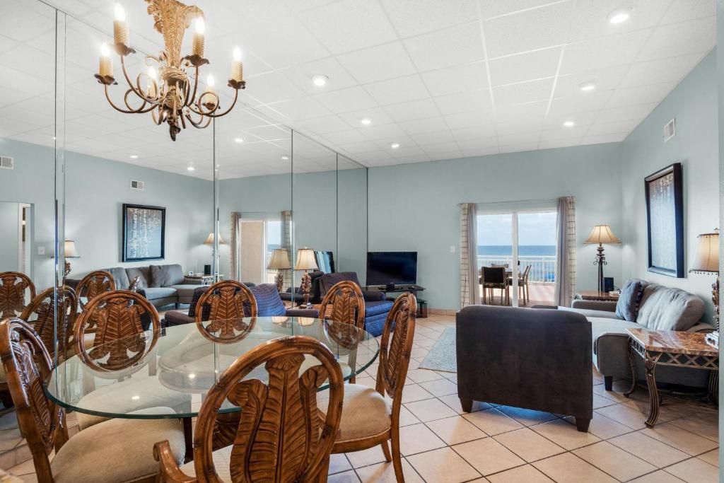 Sans Souci unit 104, Pensacola Beach