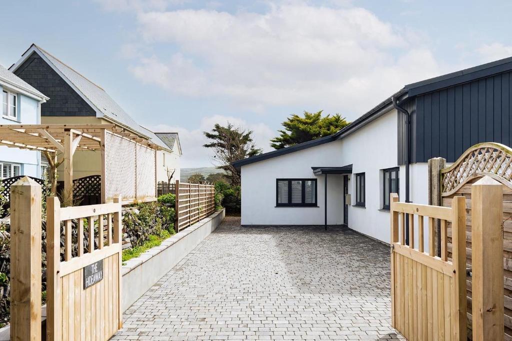 The Hideaway, Modern 3 bed in Tintagel, Cornwall, Tintagel
