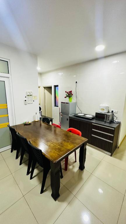Kitchen, Vista Alam Roomstay Homestay in Shah Alam