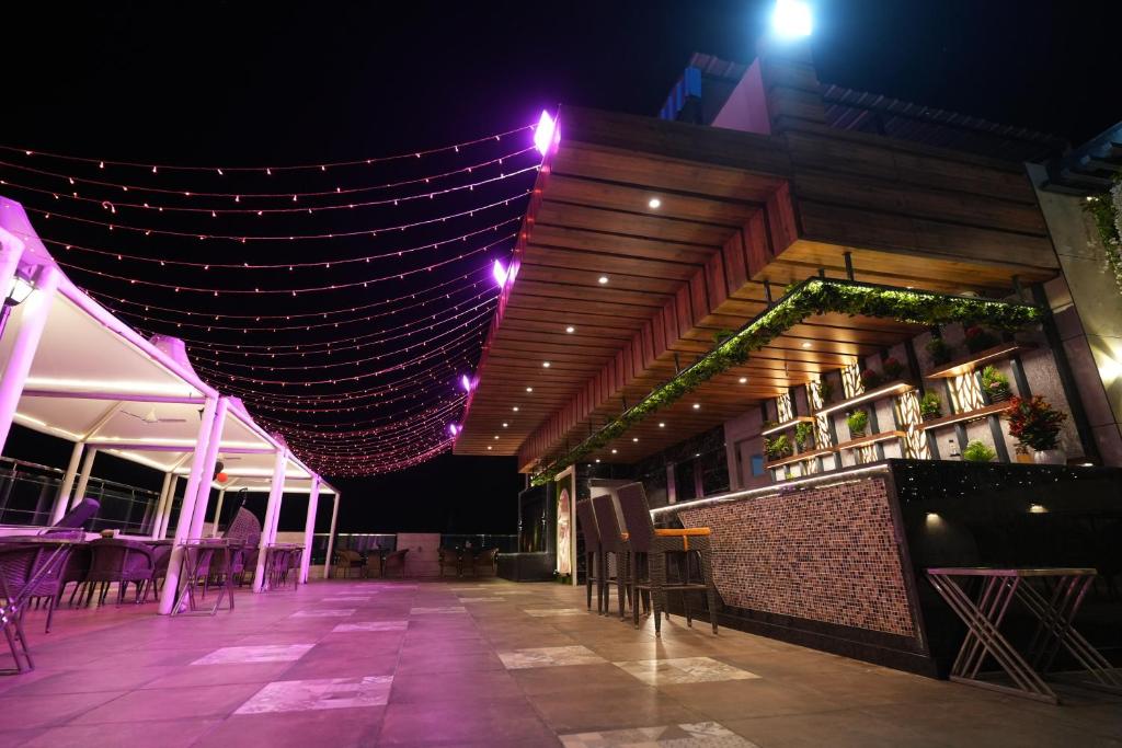 Hotel Pradeep Star Inn photo