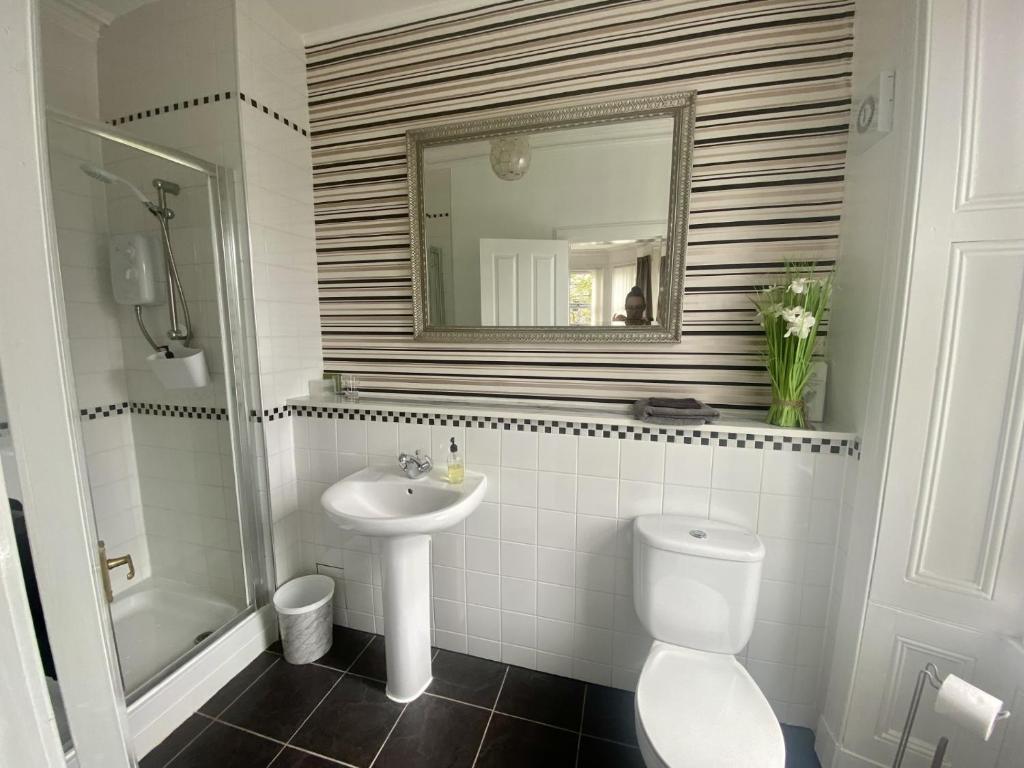 Lomond Guest House photo