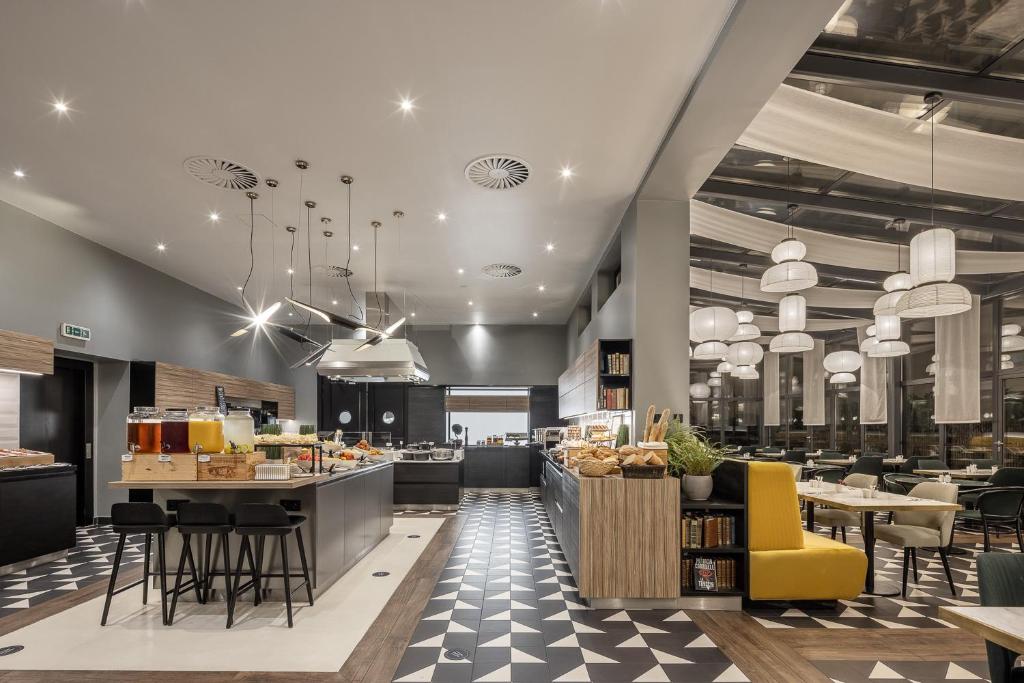 센추리 올드 타운 프라하 외관 및 로비