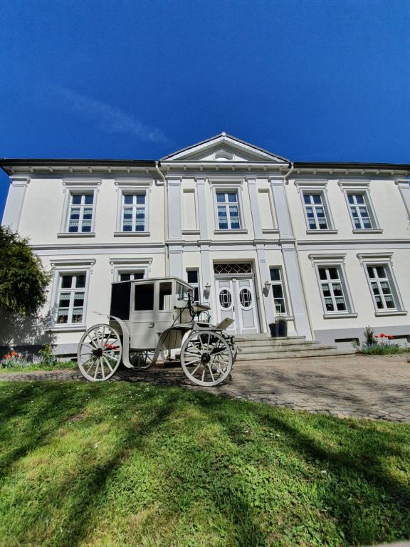 Husenhof mit zwei Wohnungen