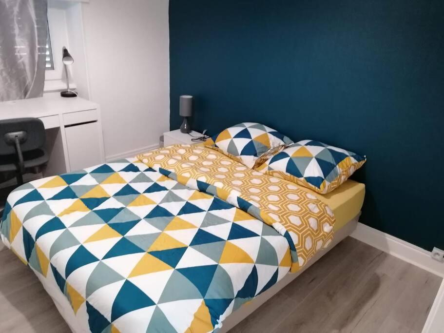 Appartement meublé proche du centre - Wifi/Parking - 1