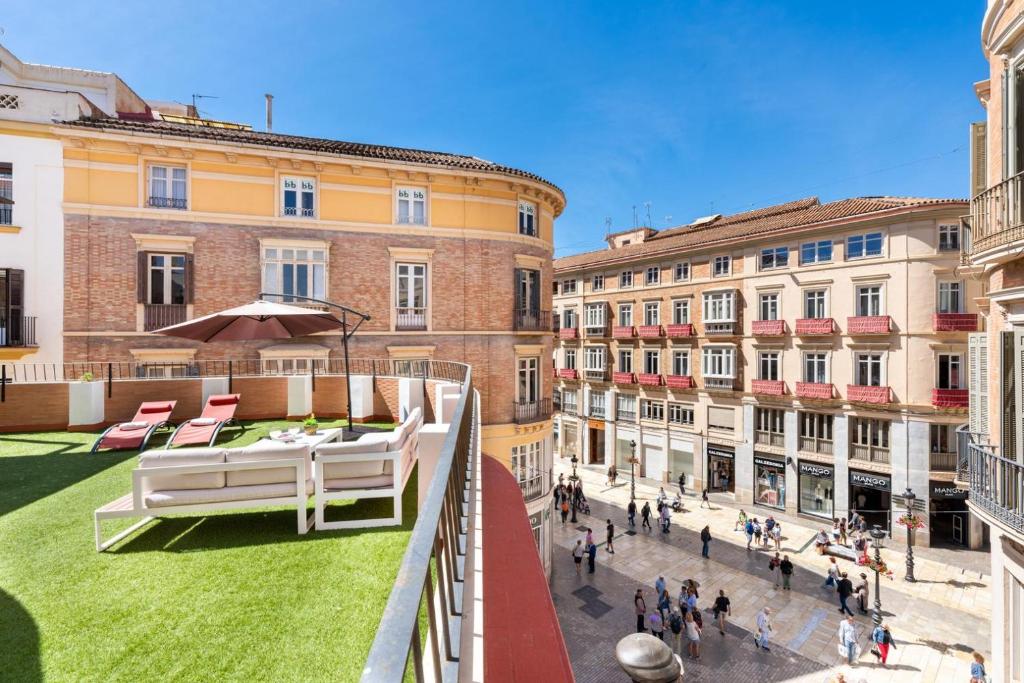 GRAN TERRAZA CON VISTAS A CALLE LARIOS - 2