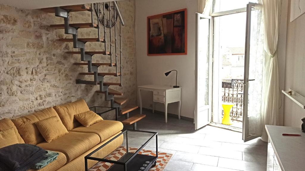 60 m² Deux chambres Centre ville - 2