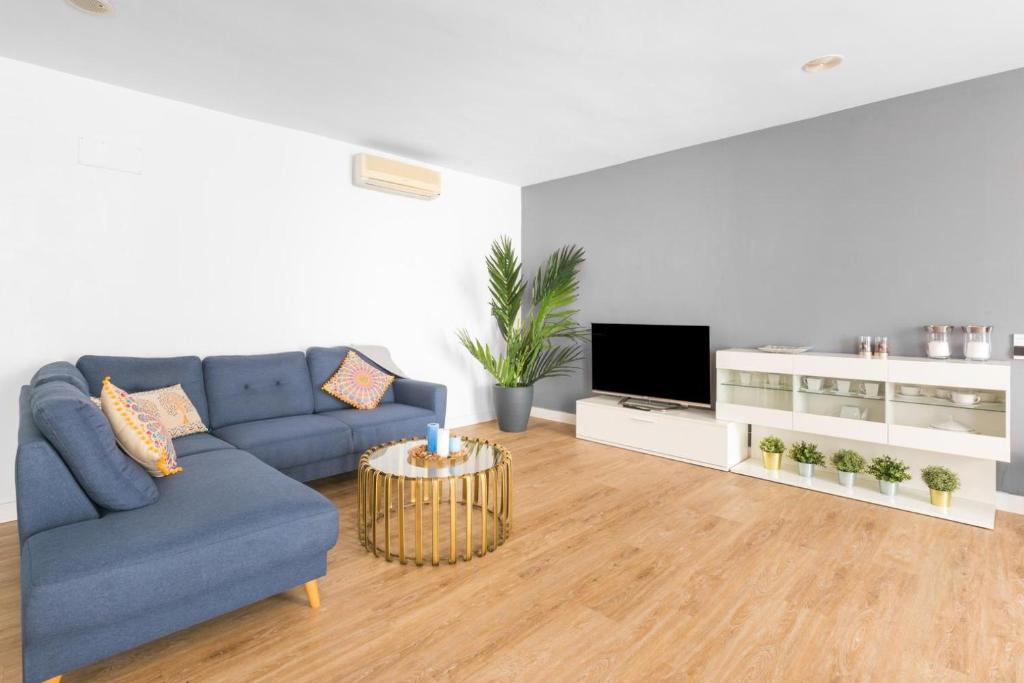 APARTAMENTO MODERNO CALLE LARIOS - 2