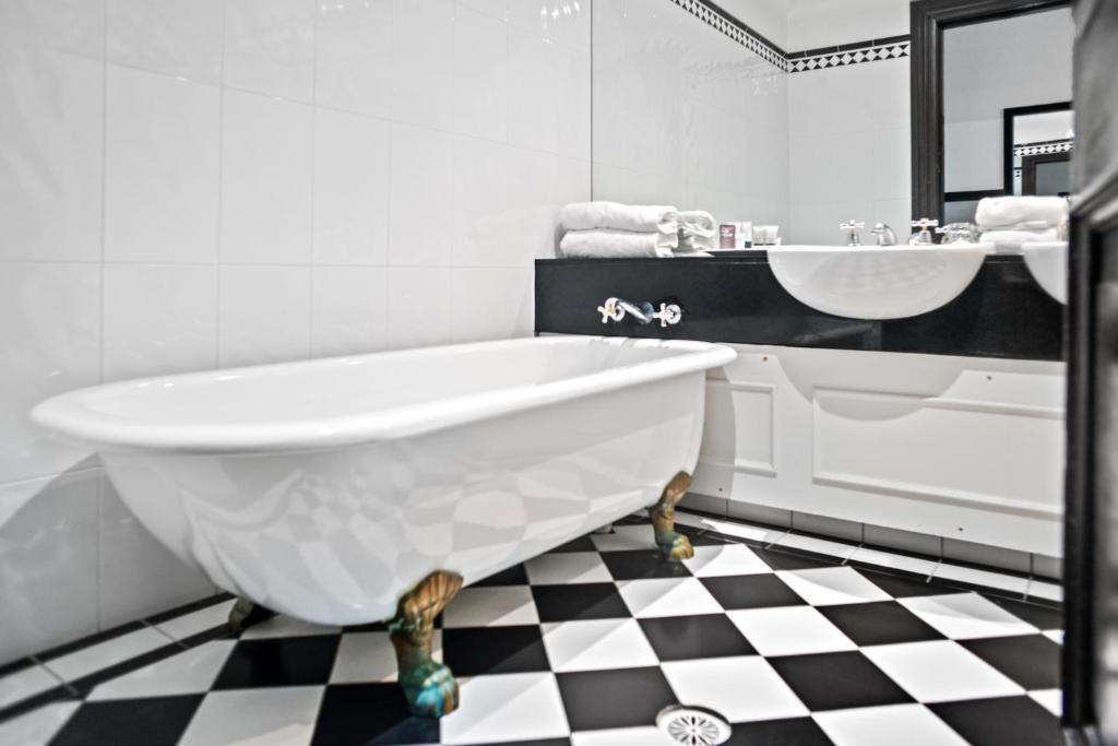Wellesley Boutique Hotel photo