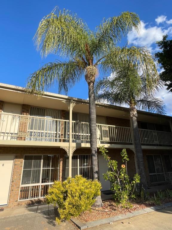 Darling Junction Motor Inn photo